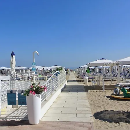 Hotel Tosca *