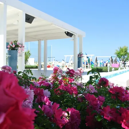Hotel Tosca *
